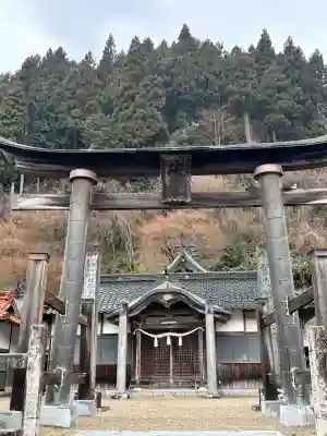 久見神社の{uncategorized: "未分類", other: "その他", undefined: "問題あり", building: "その他建物", grave: "お墓", sacred_gate: "鳥居", guardian: "狛犬", statue: "像", buddha: "仏像", history: "歴史", nature: "自然", garden: "庭園", animal: "動物", pagoda: "塔", temizu: "手水舎", mountain_gate: "山門・神門", sanctuary: "本殿・本堂", subordinate: "末社・摂社", art: "芸術", scenery: "景色", jizo: "地蔵", ema: "絵馬", goshuin: "御朱印", omikuji: "おみくじ", items: "授与品その他", amulet: "お守り", goshuincho: "御朱印帳", eats: "食事", festival: "お祭り", votive_dance: "神楽", shichigosan: "七五三参", wedding: "結婚式", experience: "体験その他", initially: "初詣", around: "周辺", anti_infection: "感染症対策"}