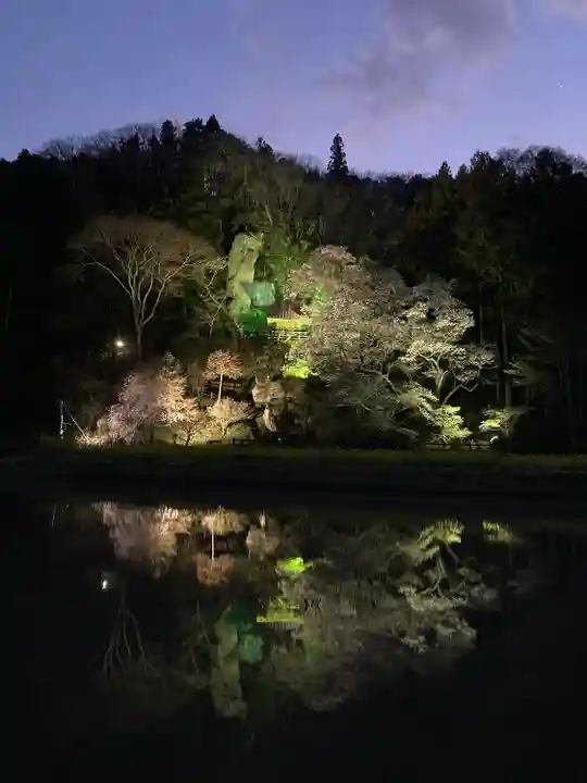 堂の下の岩観音(栃木県)