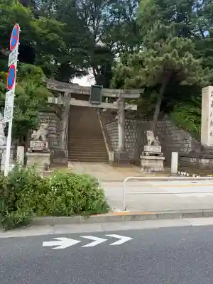 品川神社の{uncategorized: "未分類", other: "その他", undefined: "問題あり", building: "その他建物", grave: "お墓", sacred_gate: "鳥居", guardian: "狛犬", statue: "像", buddha: "仏像", history: "歴史", nature: "自然", garden: "庭園", animal: "動物", pagoda: "塔", temizu: "手水舎", mountain_gate: "山門・神門", sanctuary: "本殿・本堂", subordinate: "末社・摂社", art: "芸術", scenery: "景色", jizo: "地蔵", ema: "絵馬", goshuin: "御朱印", omikuji: "おみくじ", items: "授与品その他", amulet: "お守り", goshuincho: "御朱印帳", eats: "食事", festival: "お祭り", votive_dance: "神楽", shichigosan: "七五三参", wedding: "結婚式", experience: "体験その他", initially: "初詣", around: "周辺", anti_infection: "感染症対策"}