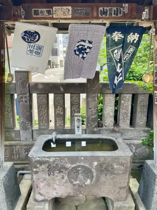 於咲稲荷神社・波除(浪除)稲荷神社(東京都)