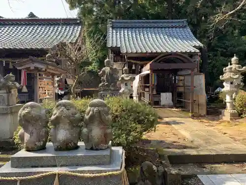 劒神社の狛犬