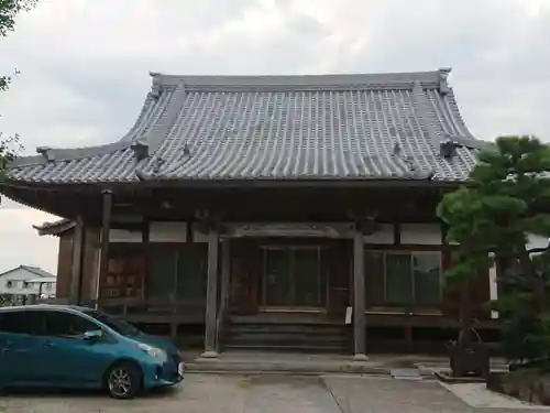 法信寺の本殿・本堂