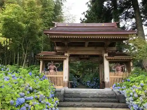 雲昌寺の山門・神門