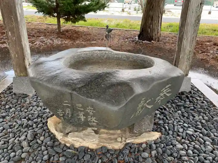 八幡神社の手水舎