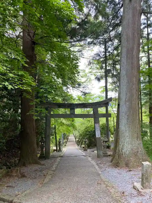 龍華寺の鳥居