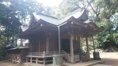 諏訪神社の本殿・本堂