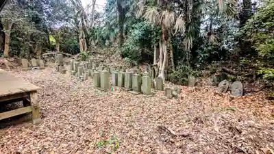 薬師堂厳島神社のお墓