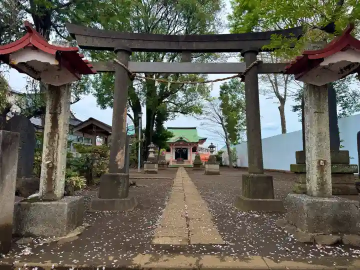 和田稲荷神社の{uncategorized: "未分類", other: "その他", undefined: "問題あり", building: "その他建物", grave: "お墓", sacred_gate: "鳥居", guardian: "狛犬", statue: "像", buddha: "仏像", history: "歴史", nature: "自然", garden: "庭園", animal: "動物", pagoda: "塔", temizu: "手水舎", mountain_gate: "山門・神門", sanctuary: "本殿・本堂", subordinate: "末社・摂社", art: "芸術", scenery: "景色", jizo: "地蔵", ema: "絵馬", goshuin: "御朱印", omikuji: "おみくじ", items: "授与品その他", amulet: "お守り", goshuincho: "御朱印帳", eats: "食事", festival: "お祭り", votive_dance: "神楽", shichigosan: "七五三参", wedding: "結婚式", experience: "体験その他", initially: "初詣", around: "周辺", anti_infection: "感染症対策"}