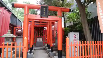 金綱稲荷神社の鳥居
