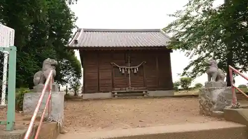 諏訪神社の本殿・本堂