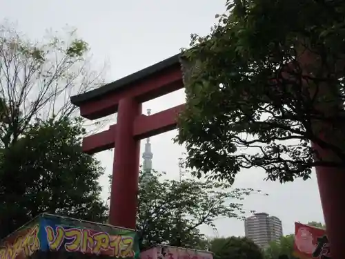 亀戸天神社の鳥居