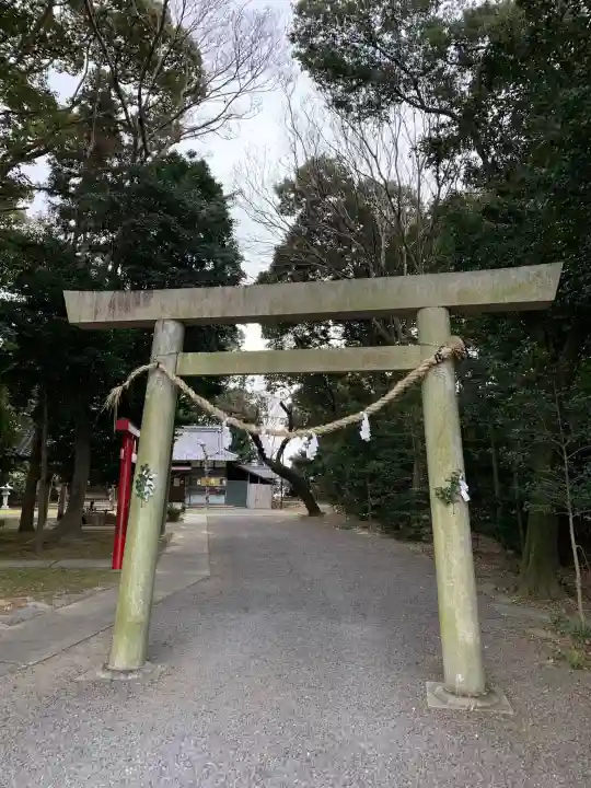 布智神社(本甲)の鳥居