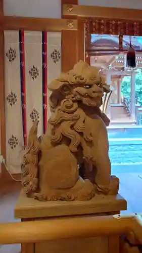 夜疑神社の狛犬