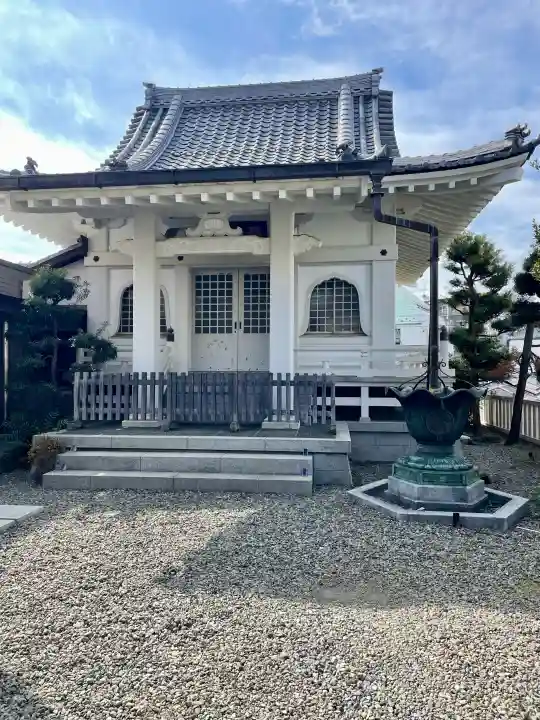 信寿院 楽生庵の{uncategorized: "未分類", other: "その他", undefined: "問題あり", building: "その他建物", grave: "お墓", sacred_gate: "鳥居", guardian: "狛犬", statue: "像", buddha: "仏像", history: "歴史", nature: "自然", garden: "庭園", animal: "動物", pagoda: "塔", temizu: "手水舎", mountain_gate: "山門・神門", sanctuary: "本殿・本堂", subordinate: "末社・摂社", art: "芸術", scenery: "景色", jizo: "地蔵", ema: "絵馬", goshuin: "御朱印", omikuji: "おみくじ", items: "授与品その他", amulet: "お守り", goshuincho: "御朱印帳", eats: "食事", festival: "お祭り", votive_dance: "神楽", shichigosan: "七五三参", wedding: "結婚式", experience: "体験その他", initially: "初詣", around: "周辺", anti_infection: "感染症対策"}