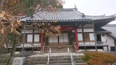 行基寺の本殿・本堂
