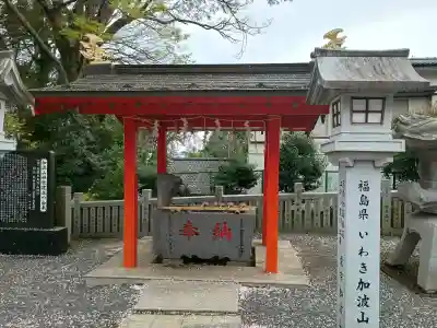 加波山神社真壁拝殿の{uncategorized: "未分類", other: "その他", undefined: "問題あり", building: "その他建物", grave: "お墓", sacred_gate: "鳥居", guardian: "狛犬", statue: "像", buddha: "仏像", history: "歴史", nature: "自然", garden: "庭園", animal: "動物", pagoda: "塔", temizu: "手水舎", mountain_gate: "山門・神門", sanctuary: "本殿・本堂", subordinate: "末社・摂社", art: "芸術", scenery: "景色", jizo: "地蔵", ema: "絵馬", goshuin: "御朱印", omikuji: "おみくじ", items: "授与品その他", amulet: "お守り", goshuincho: "御朱印帳", eats: "食事", festival: "お祭り", votive_dance: "神楽", shichigosan: "七五三参", wedding: "結婚式", experience: "体験その他", initially: "初詣", around: "周辺", anti_infection: "感染症対策"}