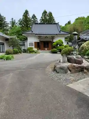 慈願寺の本殿・本堂