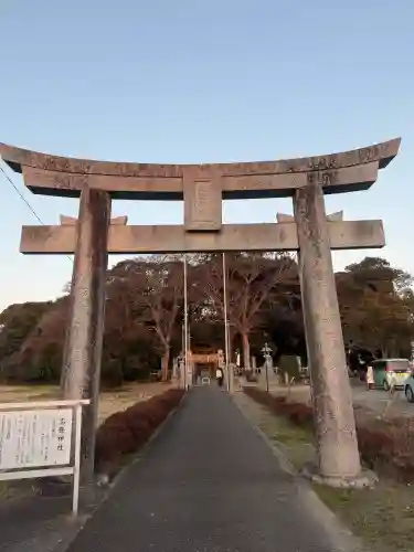 志登神社の{uncategorized: "未分類", other: "その他", undefined: "問題あり", building: "その他建物", grave: "お墓", sacred_gate: "鳥居", guardian: "狛犬", statue: "像", buddha: "仏像", history: "歴史", nature: "自然", garden: "庭園", animal: "動物", pagoda: "塔", temizu: "手水舎", mountain_gate: "山門・神門", sanctuary: "本殿・本堂", subordinate: "末社・摂社", art: "芸術", scenery: "景色", jizo: "地蔵", ema: "絵馬", goshuin: "御朱印", omikuji: "おみくじ", items: "授与品その他", amulet: "お守り", goshuincho: "御朱印帳", eats: "食事", festival: "お祭り", votive_dance: "神楽", shichigosan: "七五三参", wedding: "結婚式", experience: "体験その他", initially: "初詣", around: "周辺", anti_infection: "感染症対策"}