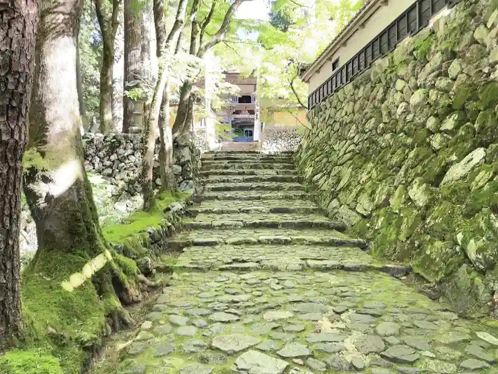 横蔵寺(岐阜県)