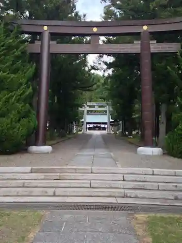 山梨縣護國神社の鳥居