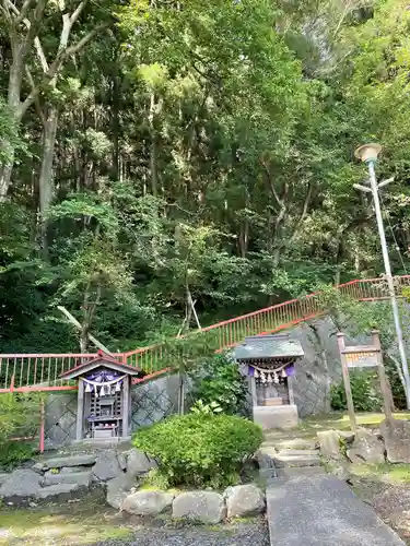 小田八幡宮の末社