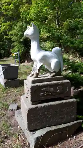 樽岸稲荷神社の狛犬