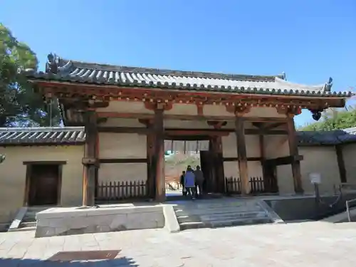 法隆寺の山門・神門