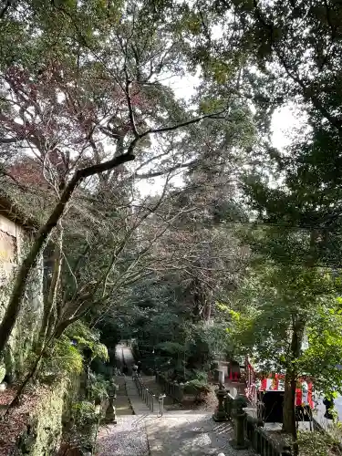 柞原八幡宮の{uncategorized: "未分類", other: "その他", undefined: "問題あり", building: "その他建物", grave: "お墓", sacred_gate: "鳥居", guardian: "狛犬", statue: "像", buddha: "仏像", history: "歴史", nature: "自然", garden: "庭園", animal: "動物", pagoda: "塔", temizu: "手水舎", mountain_gate: "山門・神門", sanctuary: "本殿・本堂", subordinate: "末社・摂社", art: "芸術", scenery: "景色", jizo: "地蔵", ema: "絵馬", goshuin: "御朱印", omikuji: "おみくじ", items: "授与品その他", amulet: "お守り", goshuincho: "御朱印帳", eats: "食事", festival: "お祭り", votive_dance: "神楽", shichigosan: "七五三参", wedding: "結婚式", experience: "体験その他", initially: "初詣", around: "周辺", anti_infection: "感染症対策"}