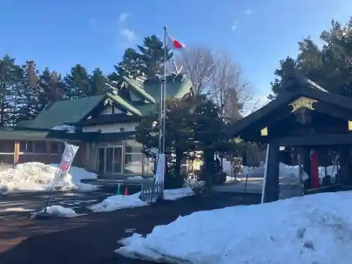 発寒神社の{uncategorized: "未分類", other: "その他", undefined: "問題あり", building: "その他建物", grave: "お墓", sacred_gate: "鳥居", guardian: "狛犬", statue: "像", buddha: "仏像", history: "歴史", nature: "自然", garden: "庭園", animal: "動物", pagoda: "塔", temizu: "手水舎", mountain_gate: "山門・神門", sanctuary: "本殿・本堂", subordinate: "末社・摂社", art: "芸術", scenery: "景色", jizo: "地蔵", ema: "絵馬", goshuin: "御朱印", omikuji: "おみくじ", items: "授与品その他", amulet: "お守り", goshuincho: "御朱印帳", eats: "食事", festival: "お祭り", votive_dance: "神楽", shichigosan: "七五三参", wedding: "結婚式", experience: "体験その他", initially: "初詣", around: "周辺", anti_infection: "感染症対策"}