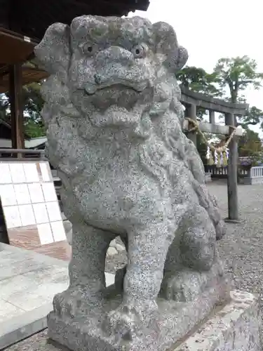 春日神社の狛犬