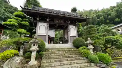 東林寺の山門・神門