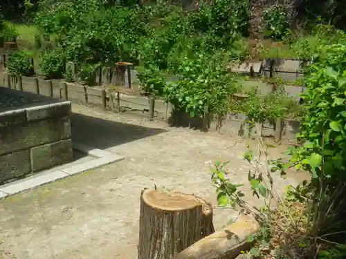 御霊神社の庭園