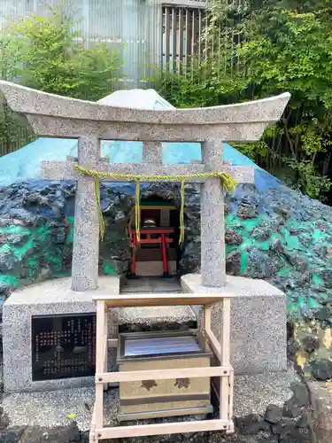 京濱伏見稲荷神社(神奈川県)