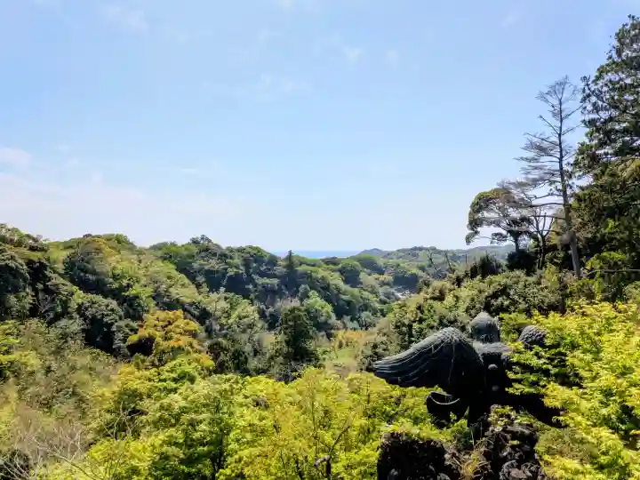 建長寺 半僧坊の{uncategorized: "未分類", other: "その他", undefined: "問題あり", building: "その他建物", grave: "お墓", sacred_gate: "鳥居", guardian: "狛犬", statue: "像", buddha: "仏像", history: "歴史", nature: "自然", garden: "庭園", animal: "動物", pagoda: "塔", temizu: "手水舎", mountain_gate: "山門・神門", sanctuary: "本殿・本堂", subordinate: "末社・摂社", art: "芸術", scenery: "景色", jizo: "地蔵", ema: "絵馬", goshuin: "御朱印", omikuji: "おみくじ", items: "授与品その他", amulet: "お守り", goshuincho: "御朱印帳", eats: "食事", festival: "お祭り", votive_dance: "神楽", shichigosan: "七五三参", wedding: "結婚式", experience: "体験その他", initially: "初詣", around: "周辺", anti_infection: "感染症対策"}