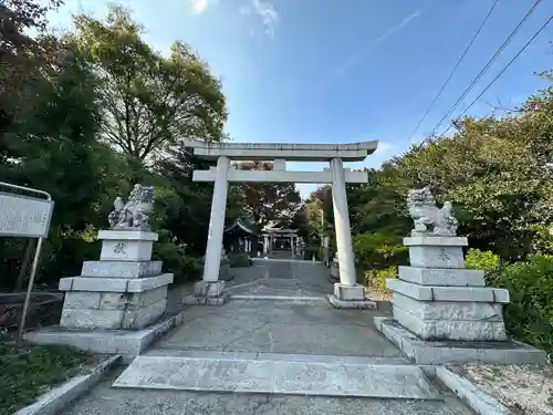 立川熊野神社の鳥居