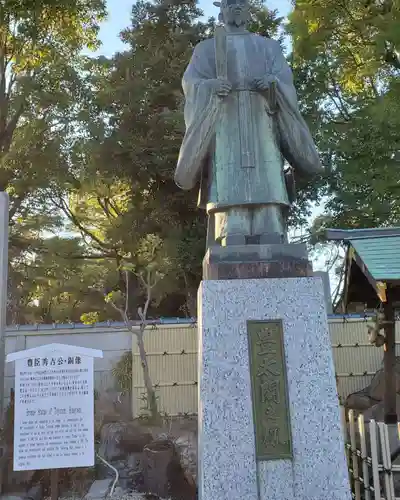 常泉寺の像