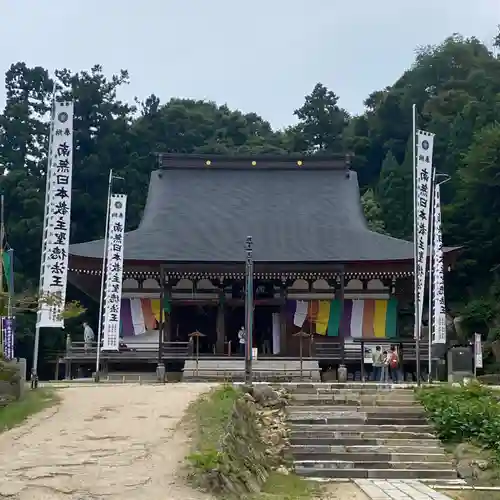 観音正寺の本殿