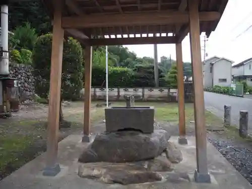 千ケ瀬神社の手水舎