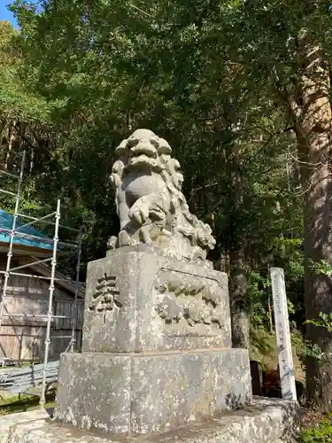 熊野神社の狛犬