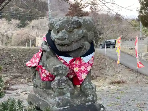 高司神社〜むすびの神の鎮まる社〜の狛犬