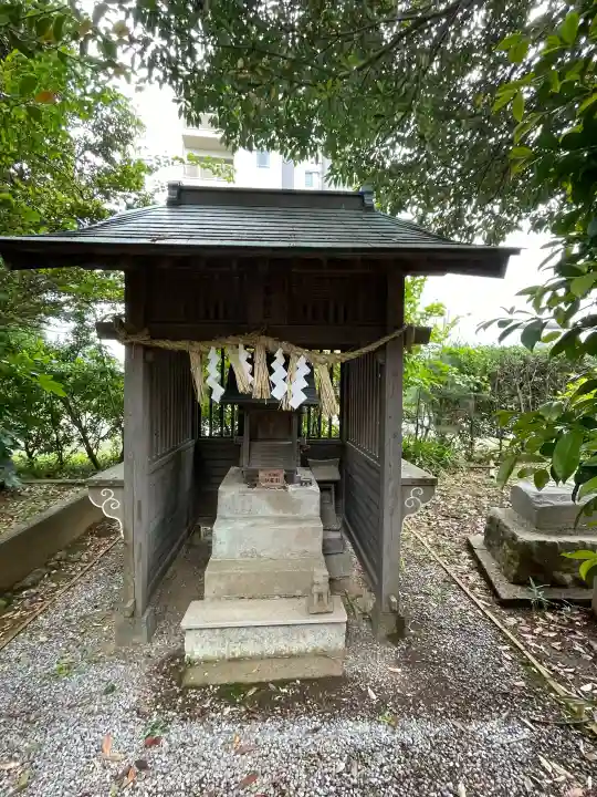 鹿嶋神社の{uncategorized: "未分類", other: "その他", undefined: "問題あり", building: "その他建物", grave: "お墓", sacred_gate: "鳥居", guardian: "狛犬", statue: "像", buddha: "仏像", history: "歴史", nature: "自然", garden: "庭園", animal: "動物", pagoda: "塔", temizu: "手水舎", mountain_gate: "山門・神門", sanctuary: "本殿・本堂", subordinate: "末社・摂社", art: "芸術", scenery: "景色", jizo: "地蔵", ema: "絵馬", goshuin: "御朱印", omikuji: "おみくじ", items: "授与品その他", amulet: "お守り", goshuincho: "御朱印帳", eats: "食事", festival: "お祭り", votive_dance: "神楽", shichigosan: "七五三参", wedding: "結婚式", experience: "体験その他", initially: "初詣", around: "周辺", anti_infection: "感染症対策"}