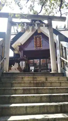 元三島神社の鳥居