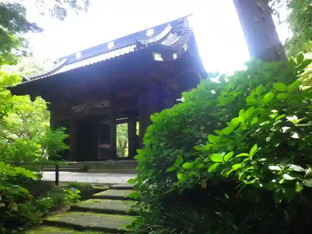 妙本寺の山門・神門