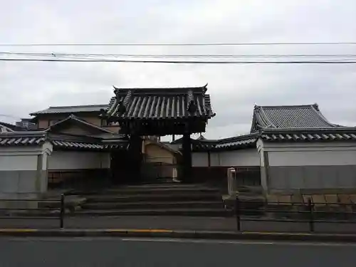 慶伝寺の山門・神門