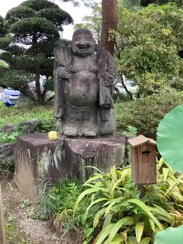 観音寺の像