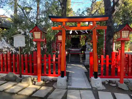 新田神社の鳥居