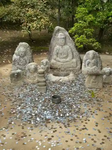 鹿苑寺（金閣寺）の{uncategorized: "未分類", other: "その他", undefined: "問題あり", building: "その他建物", grave: "お墓", sacred_gate: "鳥居", guardian: "狛犬", statue: "像", buddha: "仏像", history: "歴史", nature: "自然", garden: "庭園", animal: "動物", pagoda: "塔", temizu: "手水舎", mountain_gate: "山門・神門", sanctuary: "本殿・本堂", subordinate: "末社・摂社", art: "芸術", scenery: "景色", jizo: "地蔵", ema: "絵馬", goshuin: "御朱印", omikuji: "おみくじ", items: "授与品その他", amulet: "お守り", goshuincho: "御朱印帳", eats: "食事", festival: "お祭り", votive_dance: "神楽", shichigosan: "七五三参", wedding: "結婚式", experience: "体験その他", initially: "初詣", around: "周辺", anti_infection: "感染症対策"}