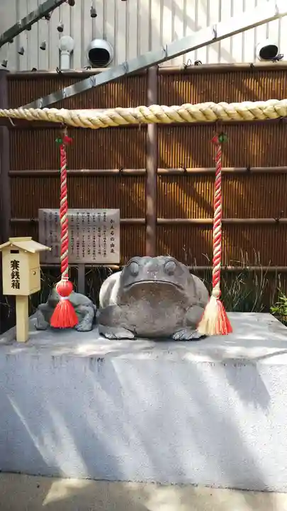 十番稲荷神社の狛犬