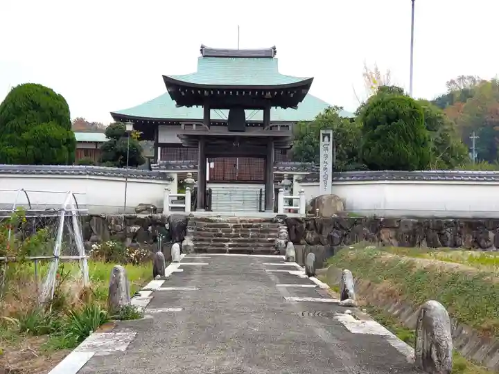 太谷寺の山門・神門