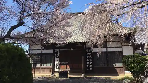 典厩寺の本殿・本堂